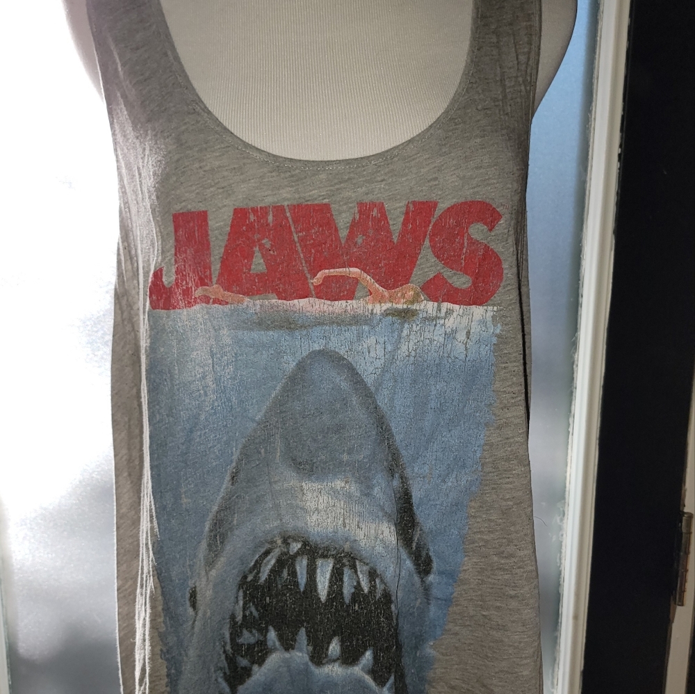 XXL Jaws shark bite take